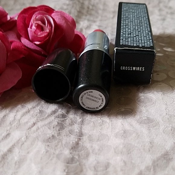 💋MAC Cremesheen Lipstick💋 - Picture 2 of 6